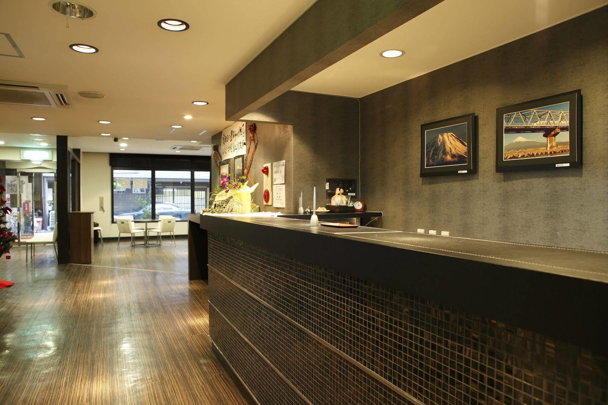 שיזוקה Business Hotel Sunpu מראה חיצוני תמונה